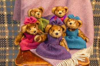 Trefriw tweed teddies