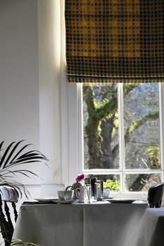 Breakfast Room_1_May11.jpg